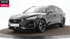 Zwart, metallic lak Gebruikt 2023 Cupra Leon Stationwagen | € 29.940 (Eerlijke prijs)