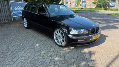 Zwart Gebruikt 2001 BMW 320 Executive Stationwagen | € 2.299 (Goede deal)