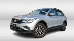 Grijs Gebruikt 2021 VW Tiguan Life SUV | € 29.450 (Goede deal)