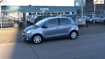 Gebruikt 2010 Toyota Yaris Hatchback | € 5.450 (Eerlijke prijs)