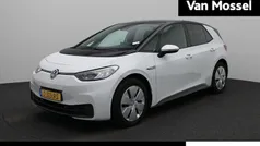 Wit Gebruikt 2023 VW ID.3 Pro Hatchback | € 25.900 (Eerlijke prijs)