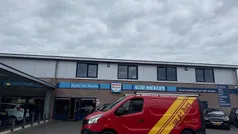 Rood Gebruikt 2016 Renault Trafic Komfort Van | € 5.450 (Super prijs)