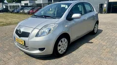 Gebruikt 2006 Toyota Yaris Hatchback | € 3.950 (Eerlijke prijs)