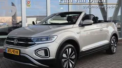 Grijs Gebruikt 2024 VW T-Roc Cabriolet Move Cabriolet | € 34.795 (Eerlijke prijs)