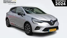 Gebruikt 2023 Renault Clio V Techno Hatchback | € 17.440 (Eerlijke prijs)