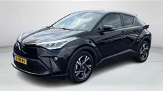 Zwart Gebruikt 2022 Toyota C-HR Style SUV | € 25.900 (Eerlijke prijs)