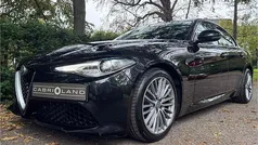 Zwart Gebruikt 2018 Alfa Romeo Giulia Super Sedan | € 24.950 (Eerlijke prijs)