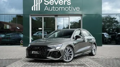 Groen Occasion 2024 Audi RS3 Basis Sedan | € 71.988 (Eerlijke prijs)