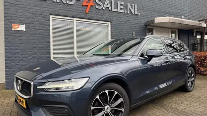 Occasion 2020 Volvo V60 Momentum Stationwagen | € 23.900 (Eerlijke prijs)