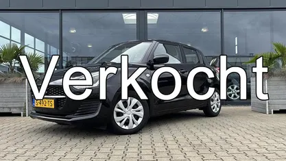 Zwart Gebruikt 2023 Suzuki Swift Comfort Hatchback | € 16.900 (Eerlijke prijs)