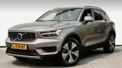 Grijs Gebruikt 2021 Volvo XC40 Inscription SUV | € 25.940 (Goede deal)
