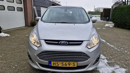 Gebruikt 2015 Ford C-MAX MPV | € 9.700 (Eerlijke prijs)