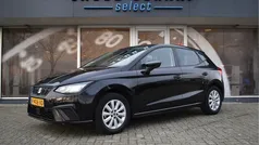 Zwart Gebruikt 2022 Seat Ibiza Business Hatchback | € 14.950 (Goede deal)