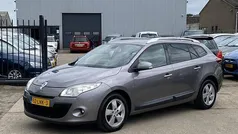 Grijs Gebruikt 2010 Renault Mégane GrandTour Dynamique Stationwagen | € 3.495 (Eerlijke prijs)