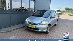 Blauw Gebruikt 2005 Honda Jazz LS Hatchback | € 2.850 (Eerlijke prijs)