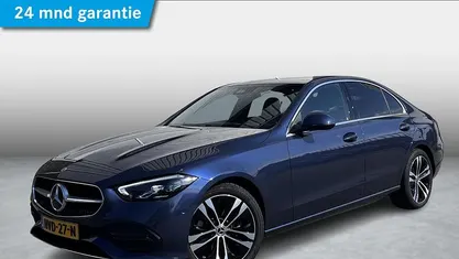 Blauw Gebruikt 2025 Mercedes C180 Luxury Sedan | € 51.950 (Eerlijke prijs)