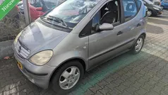 Grijs (metallic) Gebruikt 2001 Mercedes A140 Avantgarde MPV | € 1.650 (Eerlijke prijs)