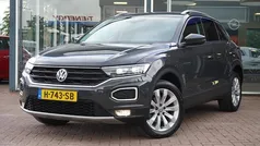 Grijs Gebruikt 2020 VW T-Roc Business SUV | € 22.950 (Eerlijke prijs)