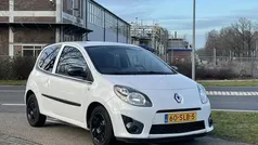 Wit Gebruikt 2011 Renault Twingo Collection Hatchback | € 2.785 (Eerlijke prijs)