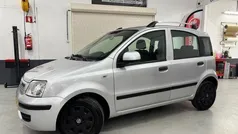 Grijs, andere lak Gebruikt 2011 Fiat Panda Hatchback | € 2.795 (Eerlijke prijs)