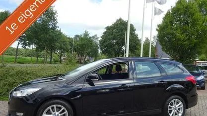 Zwart Occasion 2017 Ford Focus Trend Stationwagen | € 5.999 (Eerlijke prijs)