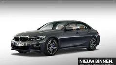 Gebruikt 2020 BMW 330 Executive Sedan | € 30.995 (Eerlijke prijs)