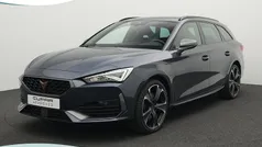 Grijs, metallic lak Gebruikt 2021 Cupra Leon VZ Stationwagen | € 25.400 (Eerlijke prijs)
