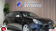 Gebruikt 2012 Alfa Romeo Giulietta Distinctive Hatchback | € 6.950 (Eerlijke prijs)