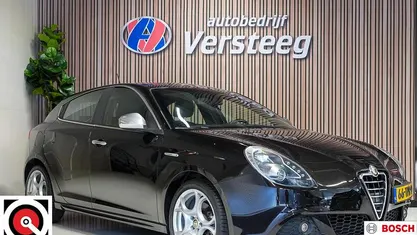 Zwart Gebruikt 2012 Alfa Romeo Giulietta Distinctive Hatchback | € 6.950 (Eerlijke prijs)