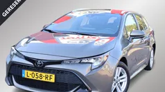 Groen, metallic lak Gebruikt 2021 Toyota Corolla Active Stationwagen | € 20.899 (Eerlijke prijs)