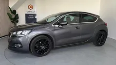 Grijs, metallic lak Gebruikt 2017 DS Automobiles DS4 Chic Hatchback | € 10.950 (Eerlijke prijs)
