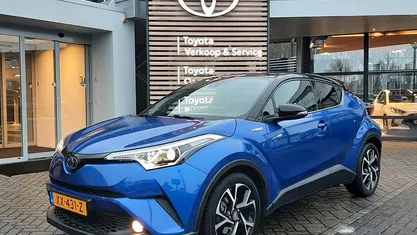 Blauw Gebruikt 2019 Toyota C-HR Style SUV | € 19.900 (Goede deal)
