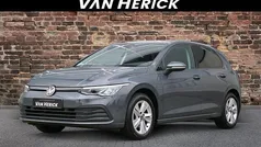Gebruikt 2020 VW Golf VII Life Hatchback | € 22.945 (Goede deal)