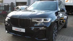 Zwart Gebruikt 2021 BMW X7 M Sport SUV | € 89.000 (Eerlijke prijs)