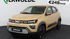 Bruin Gebruikt 2024 Dacia Spring Extreme Hatchback | € 17.400 (Eerlijke prijs)