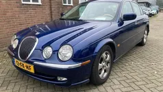 Blauw, metallic lak Gebruikt 2000 Jaguar S-Type Executive Sedan | € 1.249 (Goede deal)