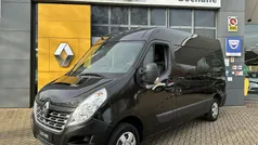 Zwart Gebruikt 2018 Renault Master Van | € 15.297 (Goede deal)