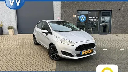 Grijs Gebruikt 2016 Ford Fiesta Titanium Hatchback | € 8.940 (Eerlijke prijs)