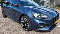 Blauw Gebruikt 2020 Ford Focus ST-Line Stationwagen | € 11.950 (Super prijs)