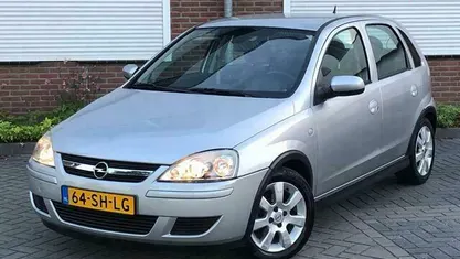 Occasion Opel Corsa 90 PK (66 kW) 2006 Grijs Hatchback