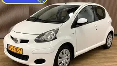 Gebruikt 2011 Toyota Aygo Comfort Hatchback | € 2.945 (Eerlijke prijs)