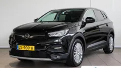 Zwart Gebruikt 2019 Opel Grandland X Innovation SUV | € 17.590 (Eerlijke prijs)