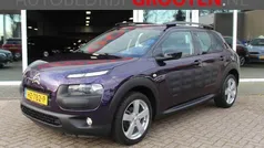 Paars, metallic lak Gebruikt 2015 Citroën C4 Cactus Business Class Hatchback | € 8.988 (Eerlijke prijs)