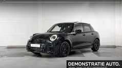 Zwart Nieuw 2025 Mini John Cooper Works Hatchback | € 49.665 (Eerlijke prijs)