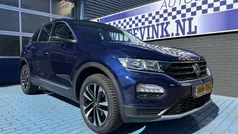 Blauw Gebruikt 2021 VW T-Roc SUV | € 27.950 (Goede deal)