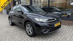 Zwart Gebruikt 2023 VW T-Roc R-line SUV | € 31.950 (Eerlijke prijs)