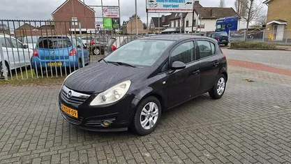 Occasion 2013 Opel Corsa Design Edition Hatchback | € 4.950 (Eerlijke prijs)