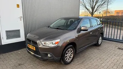 Bruin Gebruikt 2012 Mitsubishi ASX Edition SUV | € 5.950 (Goede deal)