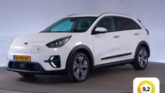 Wit, metallic lak Gebruikt 2020 Kia e-Niro SUV | € 18.445 (Super prijs)