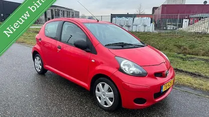 Occasion 2011 Toyota Aygo Hatchback | € 3.500 (Eerlijke prijs)
